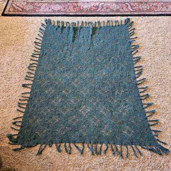 Vintage Dark Green Crocheted Throw Blanket With Tassels 54x48 in - Picture 2 of 6